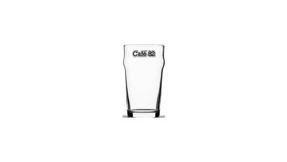 Bulk packed stackable half pint glass