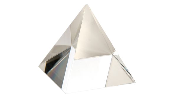 60mm Crystal pyramid